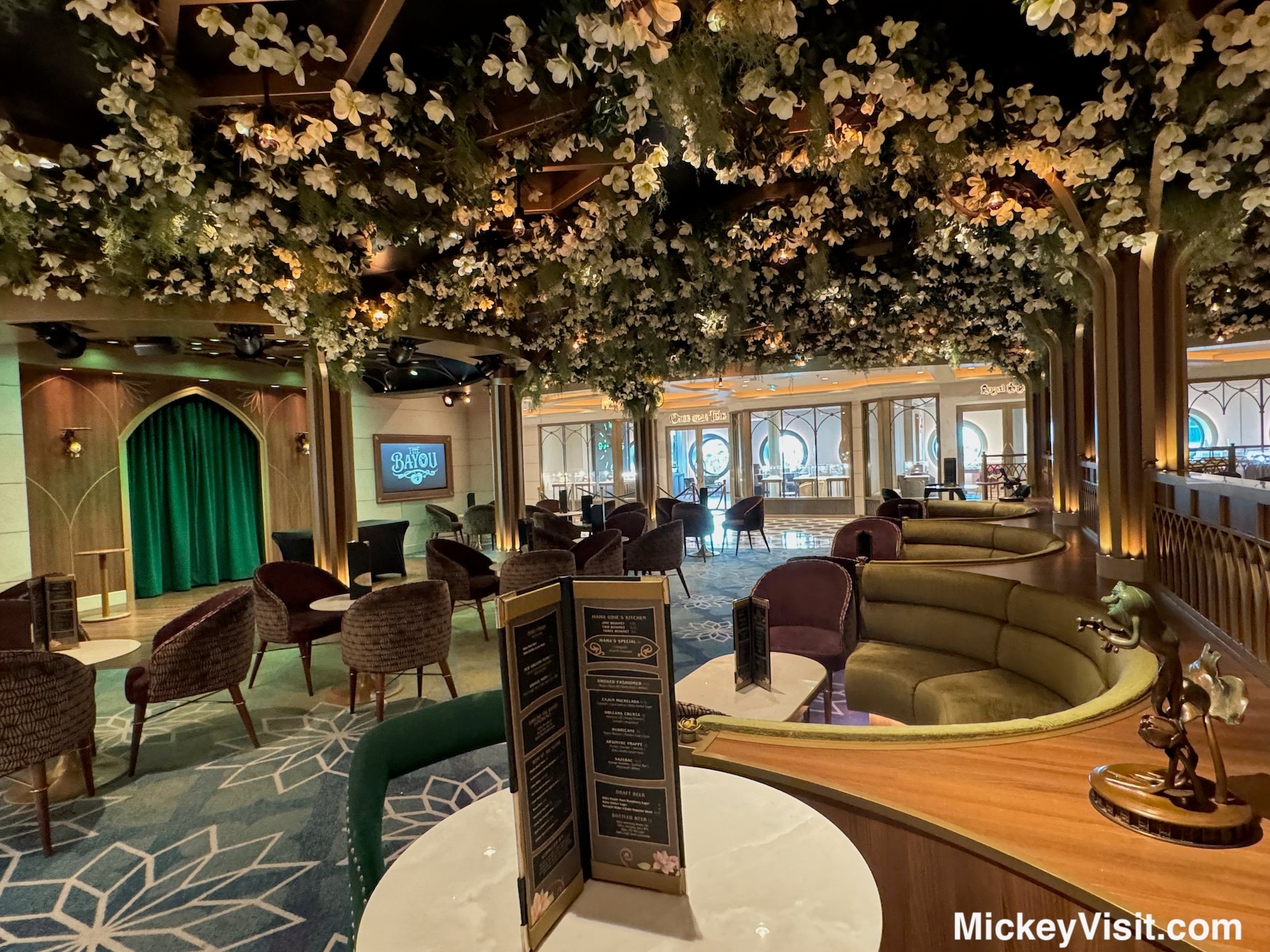 disney lounge wish